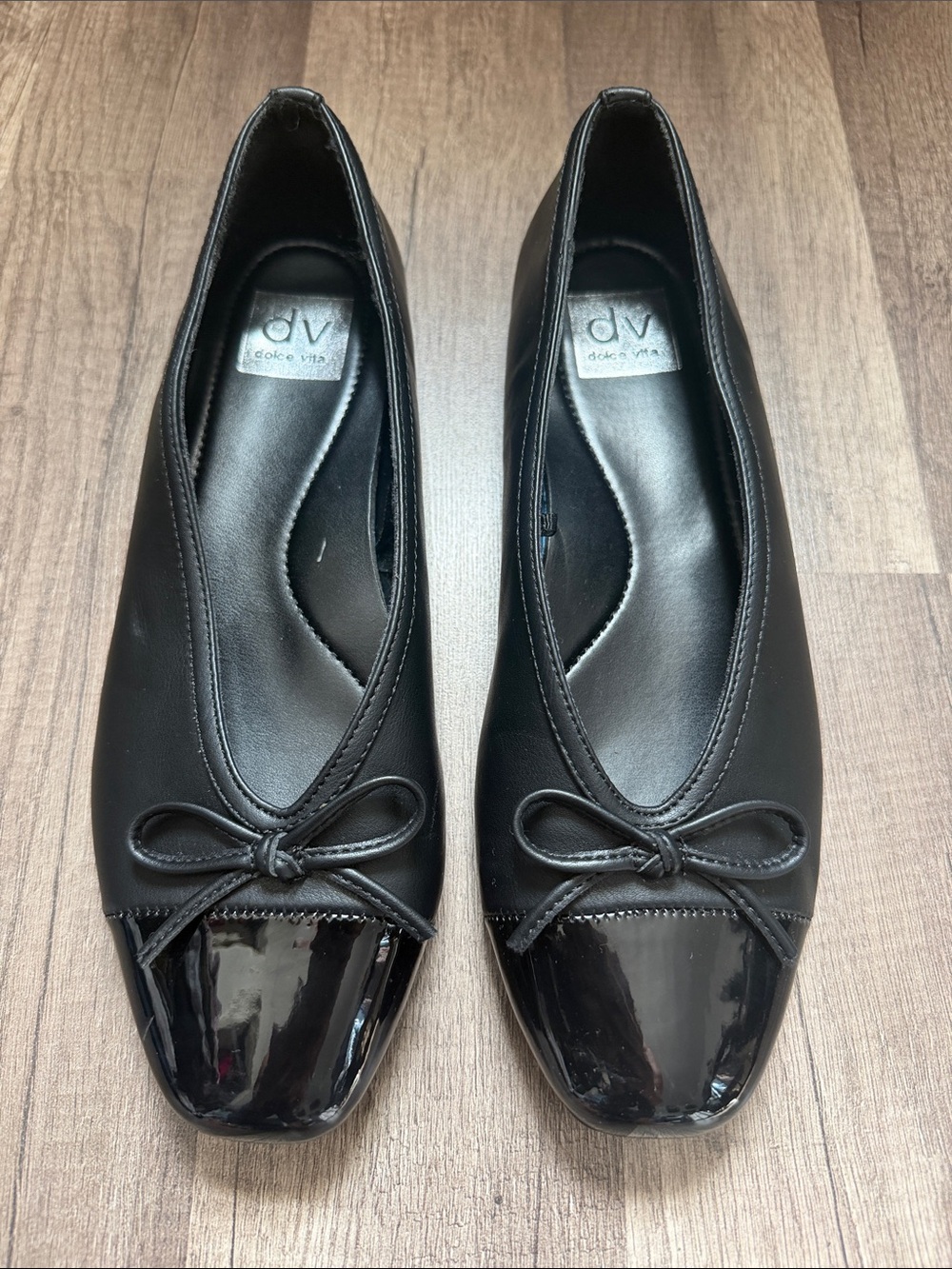 NWOB DV by Dolce Vita Black Patent Cap-Toe Bow Ballet Flats